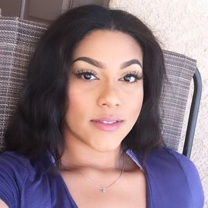 Meet your Posher, Selah